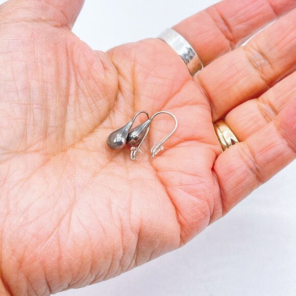 Silpada 925 Sterling Silver Teardrop Earrings - Picture 4 of 7